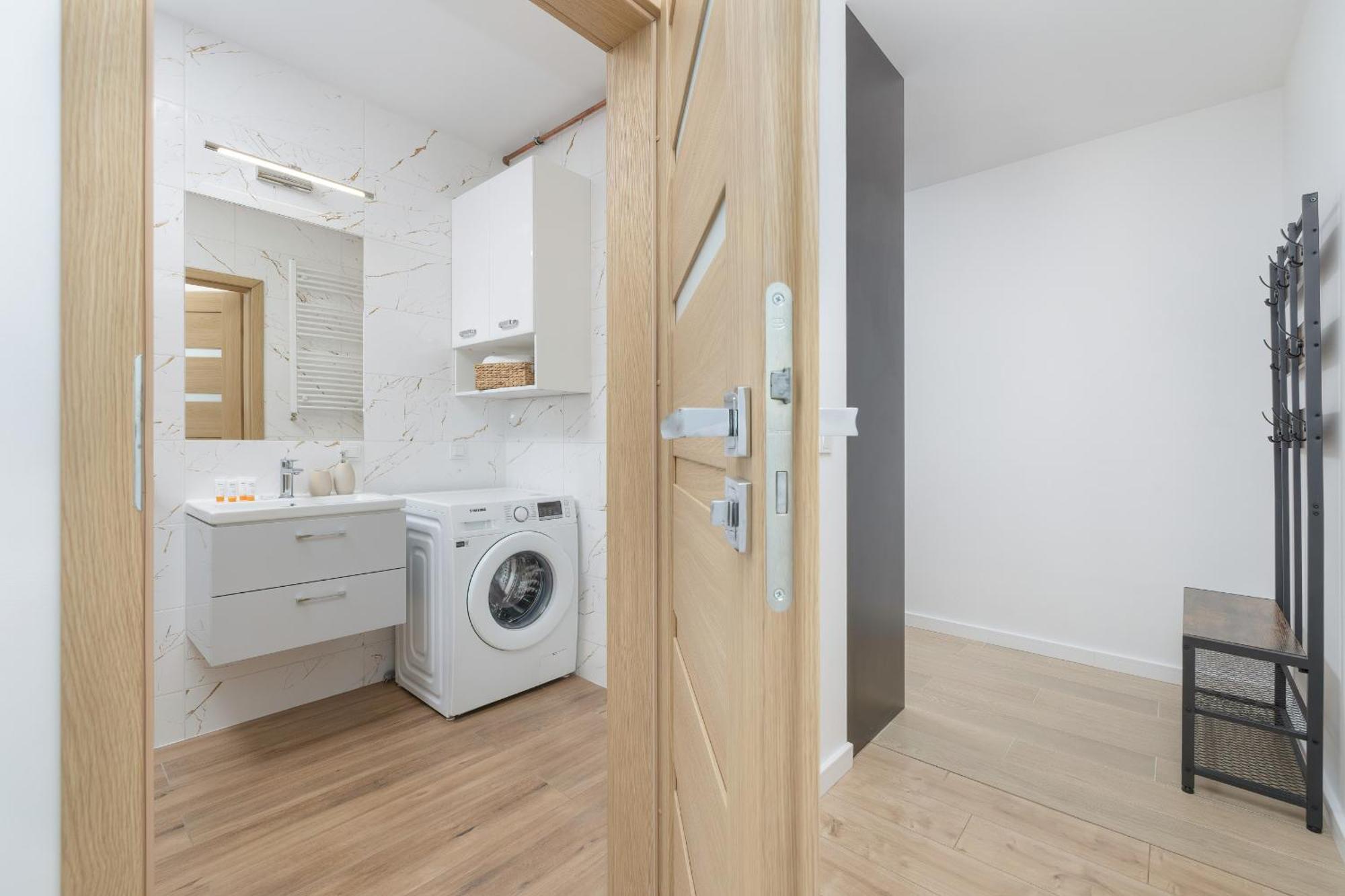 אוסטרוני מורסקי Nadmorski Apartament Z Parkingiem W Ustroniu Morskim By Noclegi Renters מראה חיצוני תמונה